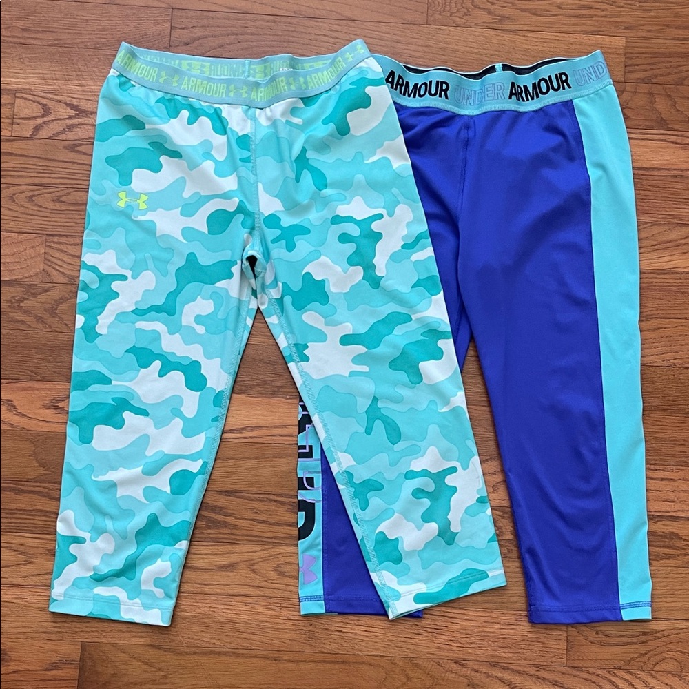 Under Armour girls Capri cropped leggings lot of 2
